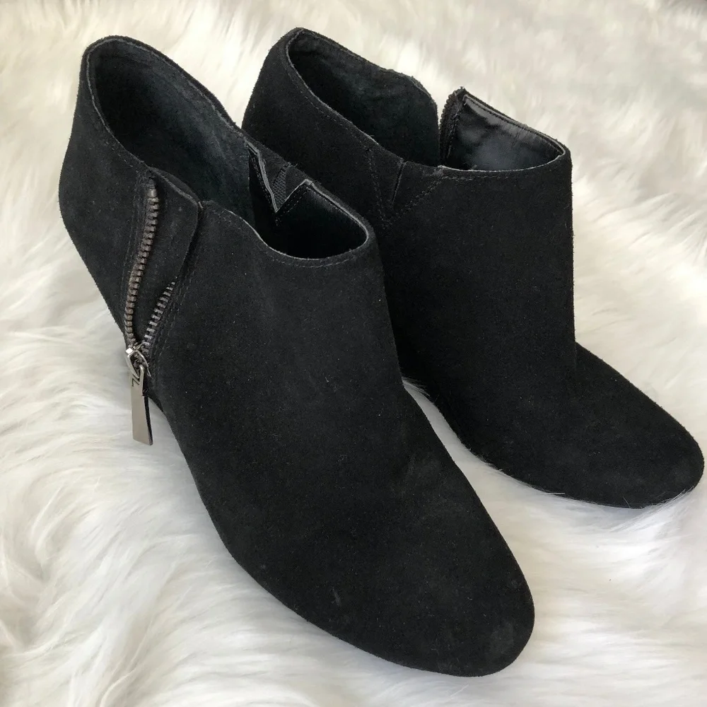 Vince Camuto Daysha Wedge Bootie sz 8.5